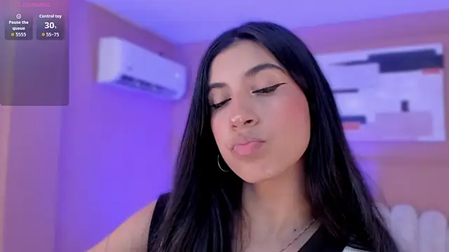 zia cooper online show from February 5, 7:06 pm