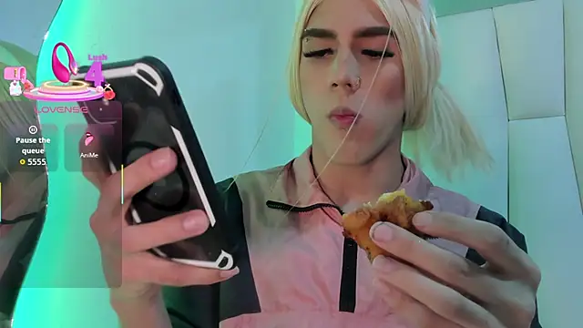 Regiina Doll online show from January 8, 12:47 am