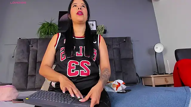 DulceAurora   online show from March 30, 1:27 am