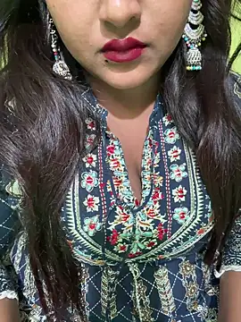 Ayesha mahi online show from May 22, 10:35 am