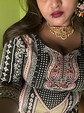 Ayesha mahi online show from May 8, 8:28 am