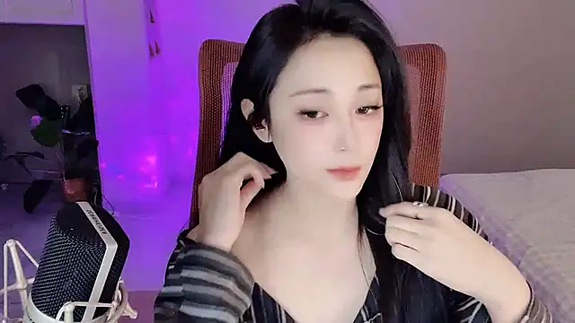 Daisy-77 online show from November 16, 5:53 am