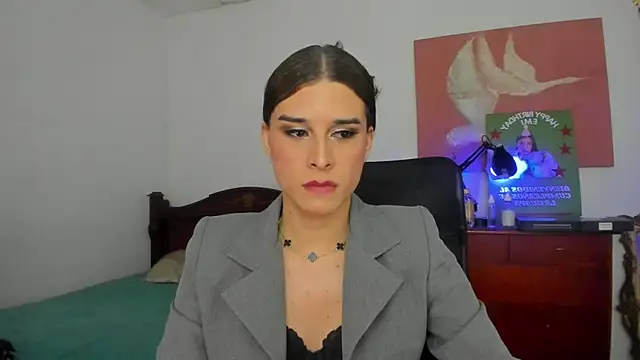 misstresbigcockts online show from June 11, 9:33 pm