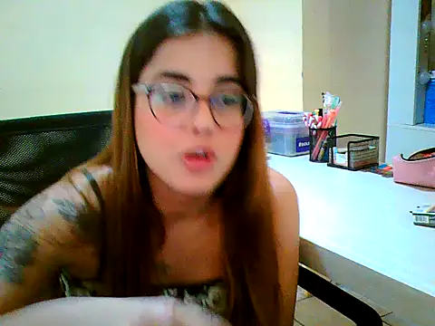 maliamiller online show from October 23, 9:26 am