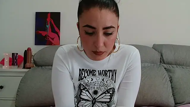 leilacam25 online show from January 15, 2:56 pm