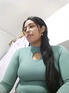 Aisha 09 online show from June 5, 6:47 pm