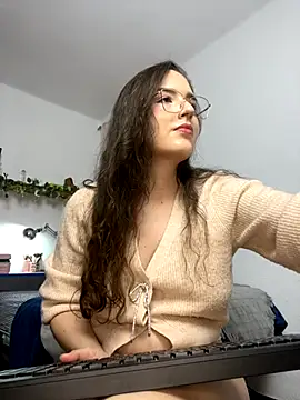 Snapshot of tatianaAlvarez1 chatting on September 28, 11:10 pm tatianaAlvarez1 online show from September 28, 11:10 pm