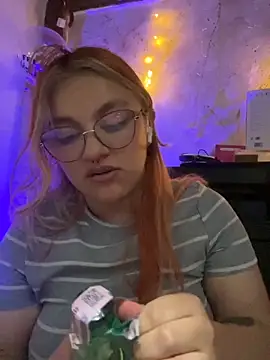 SophiaWeestt99 online show from September 21, 5:50 am