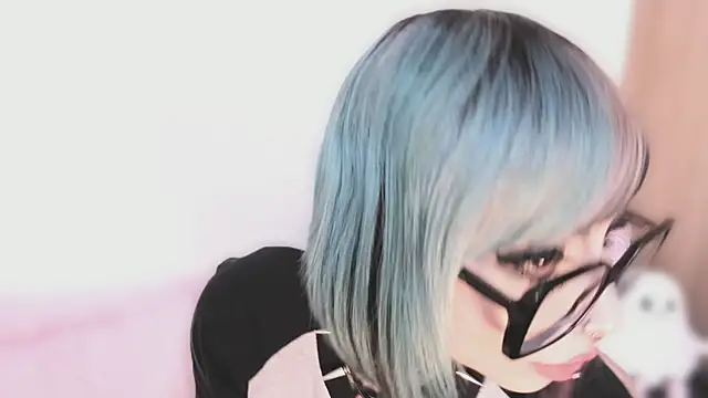 NikkiRamone online show from October 7, 10:36 pm