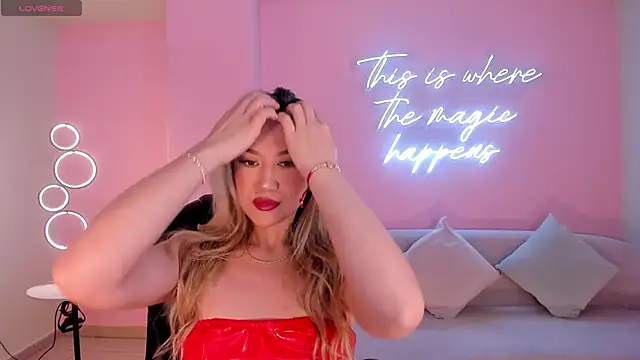 RebeccaHudson online show from March 2, 7:53 pm