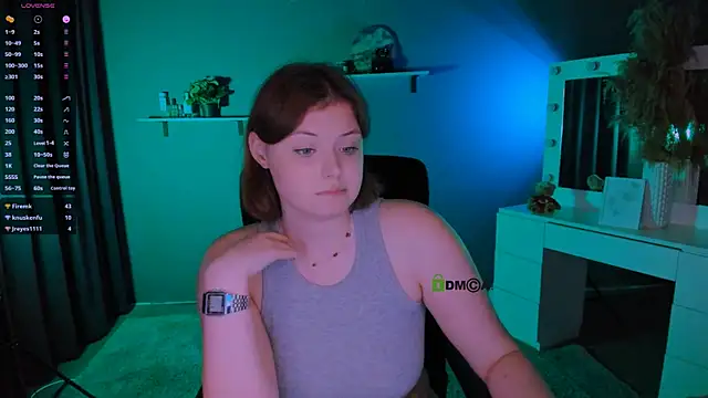 nikole kitt online show from September 22, 9:35 pm