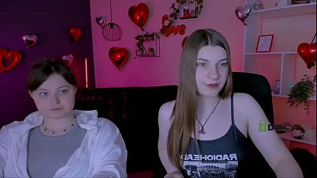 nikole kitt online show from February 16, 3:28 am