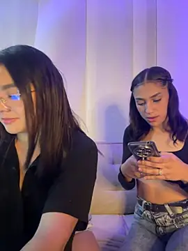 camianddanna online show from November 20, 2:12 am