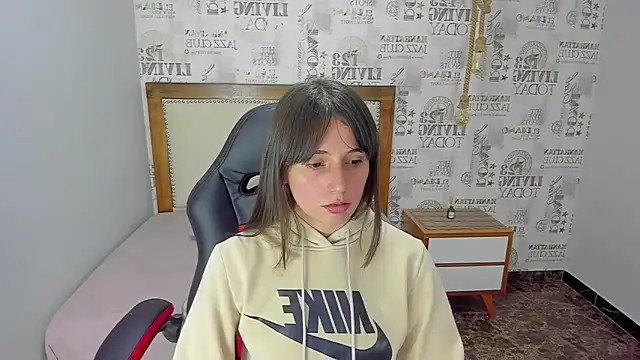 SHARONBLAKE2 online show from October 31, 7:51 pm