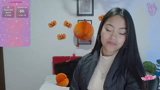 NatalyEscobar lx online show from October 6, 12:33 pm