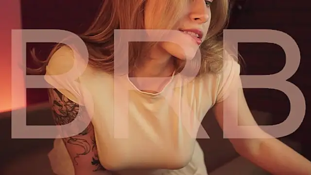 EllieCutes online show from January 16, 8:21 am