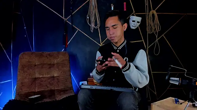 MillersKink online show from January 15, 9:10 pm