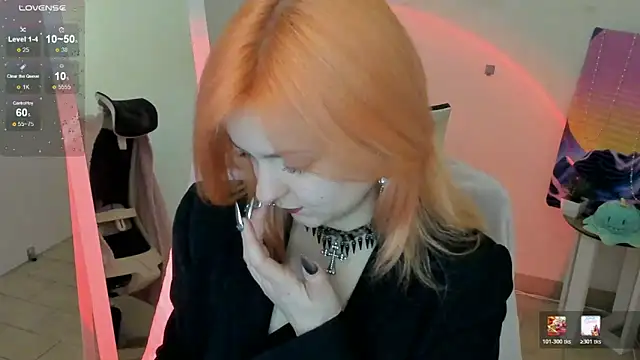 Fire Bestie online show from February 3, 2:11 pm