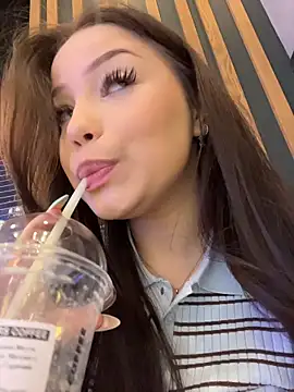 Chloe  Moon online show from March 23, 2:12 pm