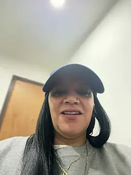 Milff parkerrr online show from July 5, 4:45 pm