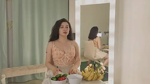 Julietta Romanis online show from July 11, 9:37 pm