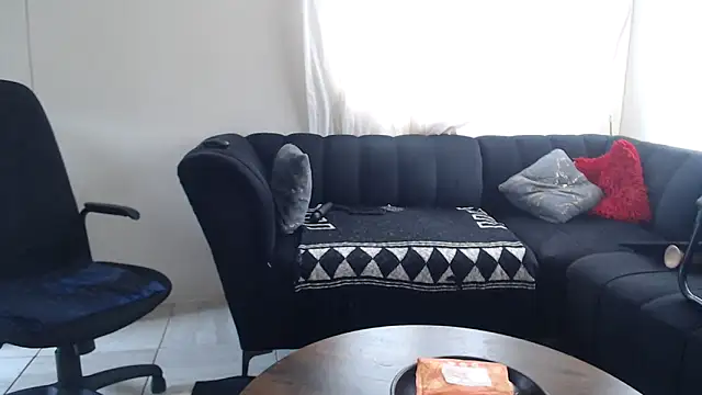 Foxybrownxx1 online show from February 21, 7:42 am