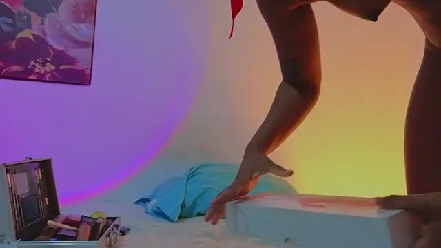 ChannelCox1 online show from October 23, 7:47 am