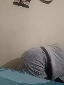 NicolVilla online show from April 11, 5:05 pm