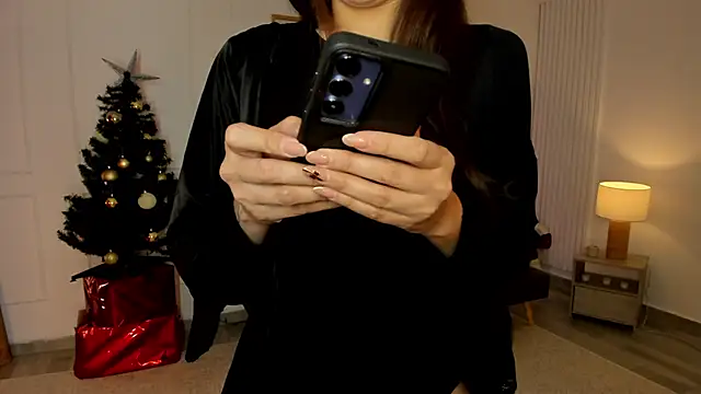 viooletaa online show from December 18, 10:25 pm