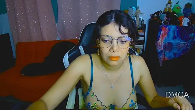 Drea Foox online show from February 13, 3:52 am