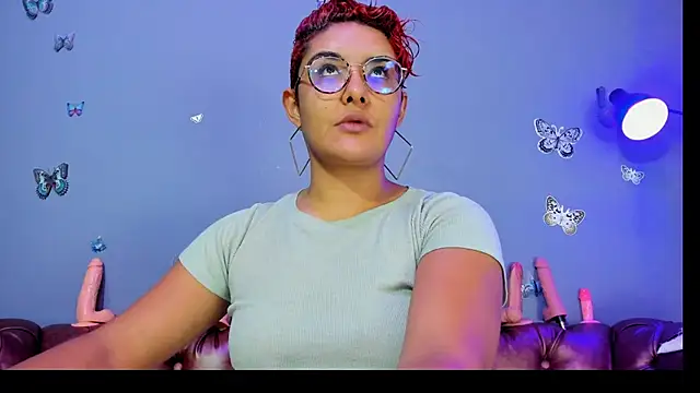 Kaira mosse online show from March 5, 3:19 pm