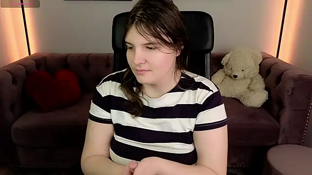 Ruyjin Choi online show from February 8, 11:03 am