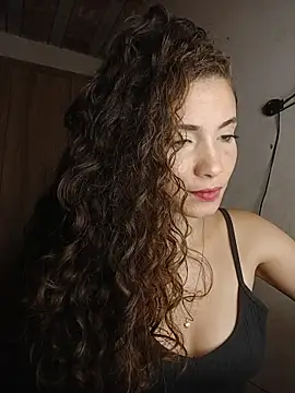 HelenHoltz online show from June 3, 2:01 am