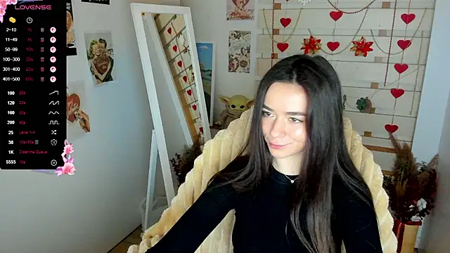 Bella XO online show from March 11, 7:45 am