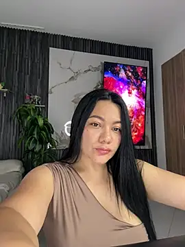 Abril10  online show from April 24, 10:51 am