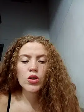 Mia fooxx  online show from January 17, 12:51 am