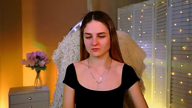 DeboraLarson online show from February 8, 8:07 am