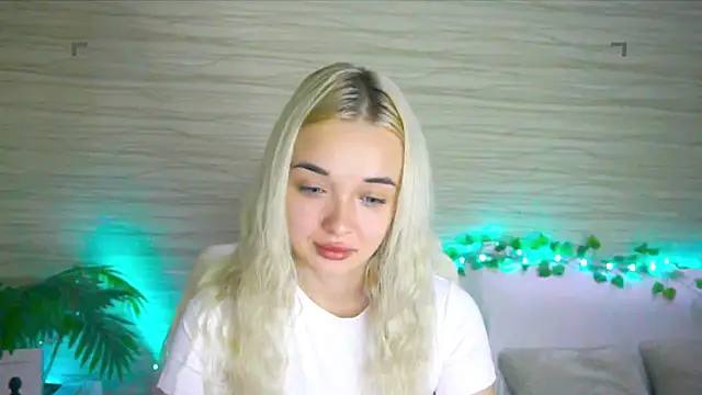 Ashley S online show from September 14, 10:29 pm