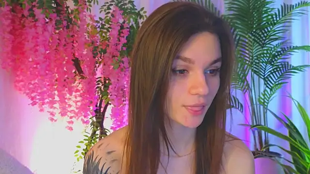 EvaHair online show from April 17, 9:50 pm