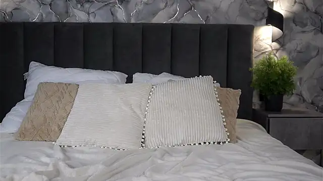 AftonConnett online show from April 10, 6:30 am