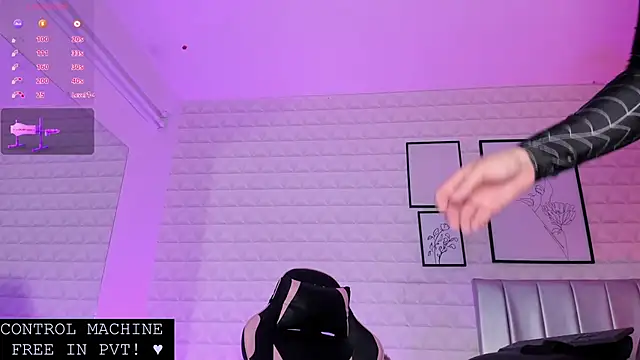 Lizzie-Evans online show from June 4, 2:43 pm