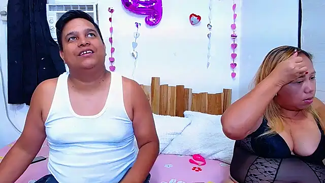 lucasandSofi online show from February 20, 2:21 am