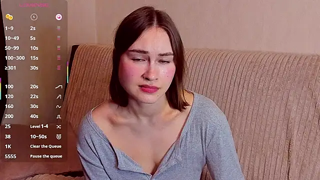 sleeeep y online show from March 1, 6:07 pm