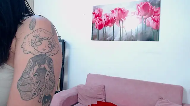 lily f00x online show from April 14, 4:51 pm