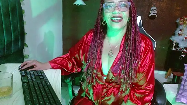 PervertedMature online show from January 8, 7:12 am