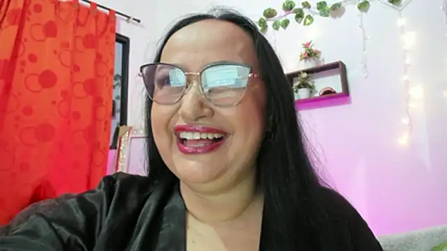 Gia Nahomi online show from January 5, 10:13 pm