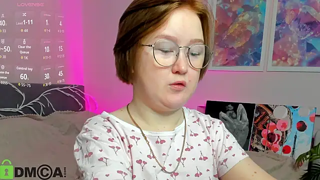 Sara Robinson online show from October 22, 3:00 am