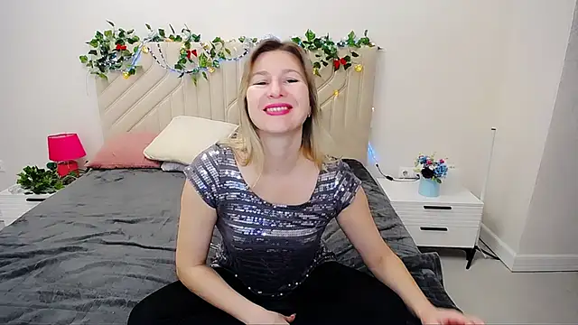 Snapshot of Incredible_Ariela chatting on October 21, 4:22 pm Incredible Ariela online show from October 21, 4:22 pm