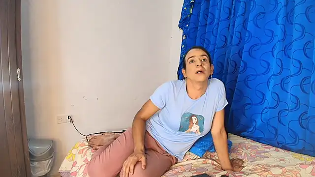 Oh Tique online show from November 14, 7:47 pm