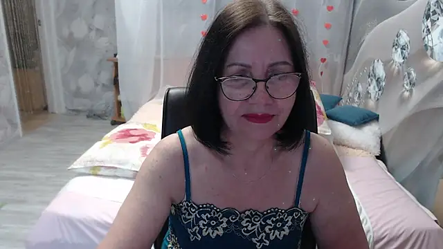 OlgaHottie online show from April 14, 11:49 pm